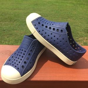 NATIVE SHOES | Water Friendly Slip-On Vegan
